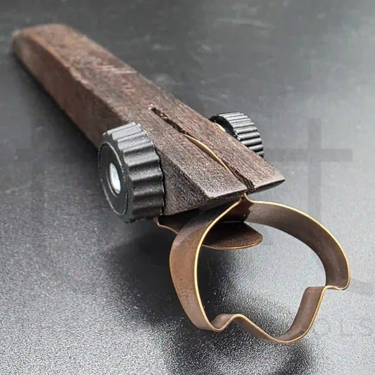 vista_frontal_cuchilla_para_churros_arcilla_front_view_of_clay_extruder_blade_ghost_shaped