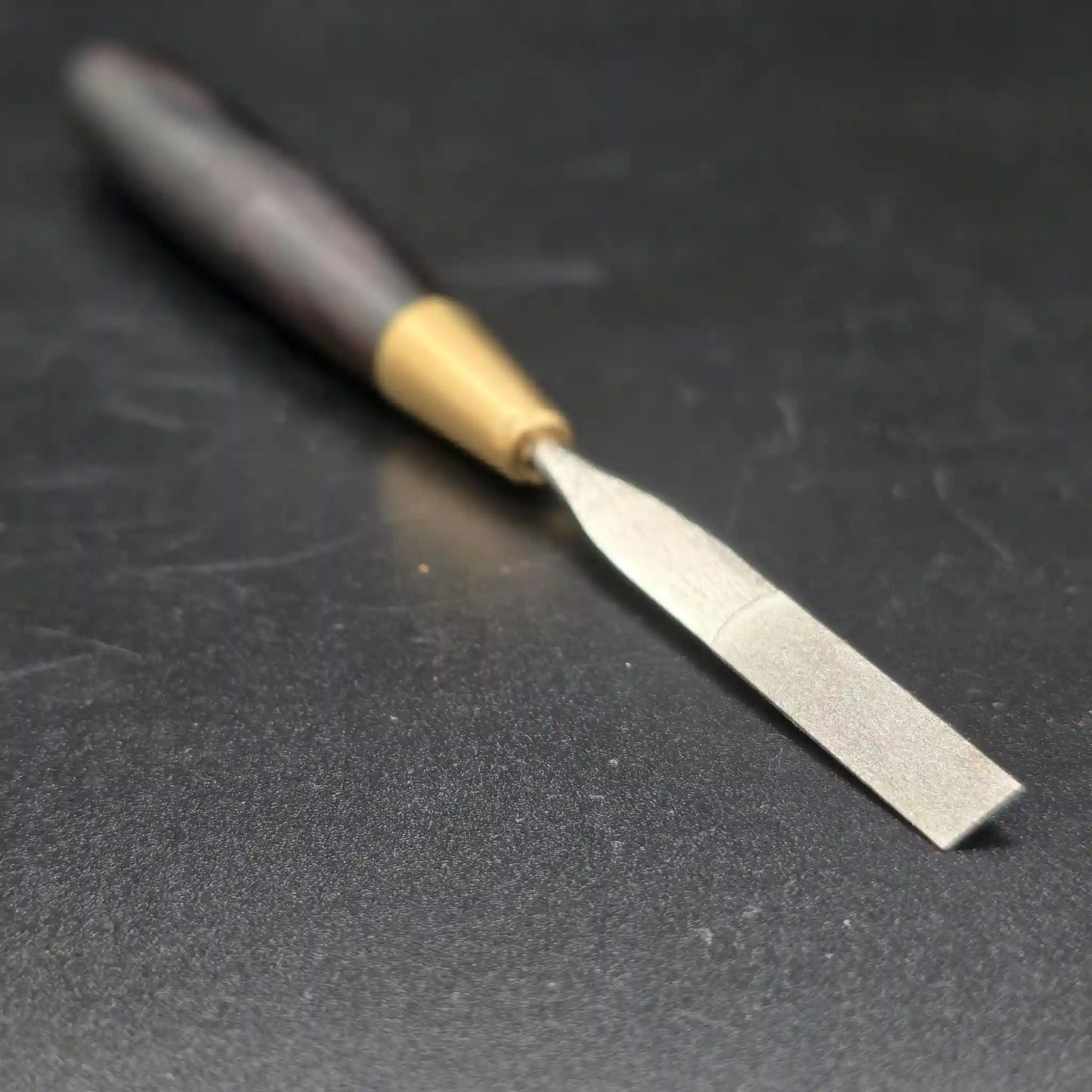 Lima para arcilla de diamante. 'L'