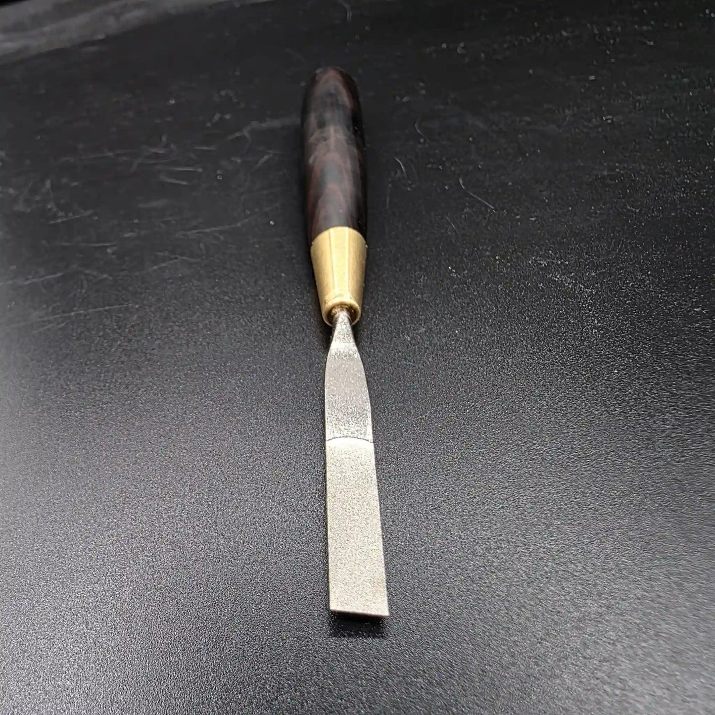 Lima para arcilla de diamante. 'L'