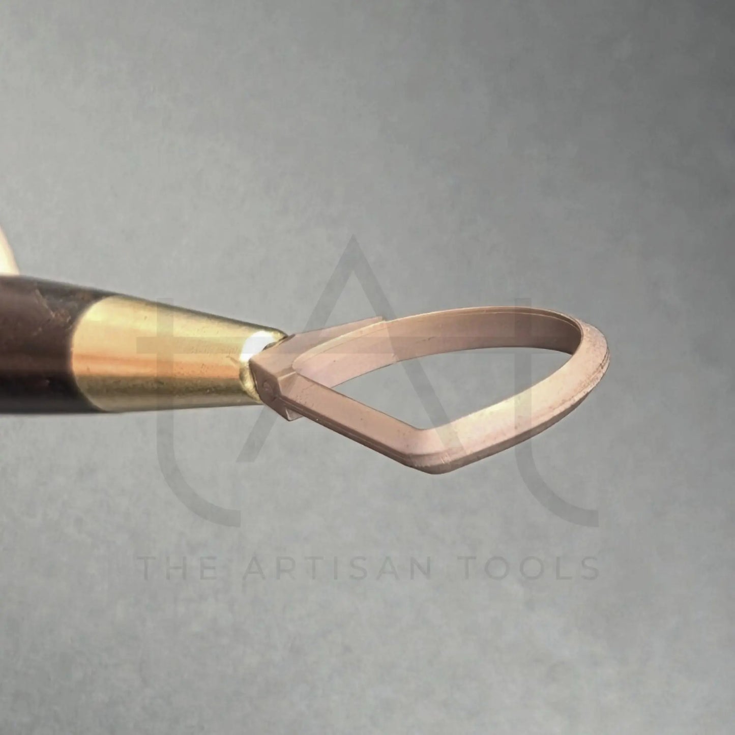 vista lateral del vaciador de arcilla